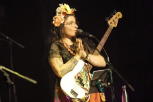 Monique Deronce, chanteuse de Mona Nunes, des Lendemains qui chantent